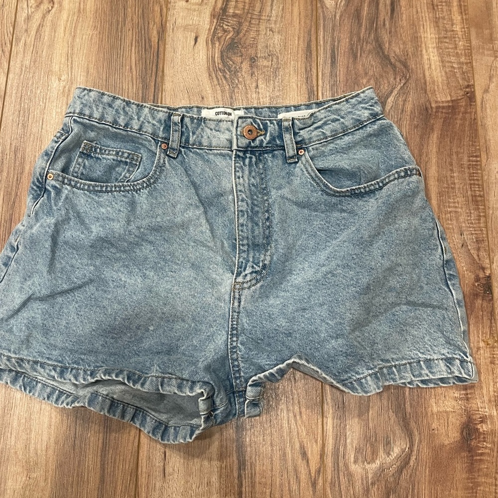 Cotton on Jean shorts